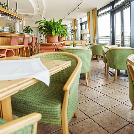 Отель Domicil By Golden Tulip Берлин