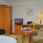 Hotel Domicil By Golden Tulip
