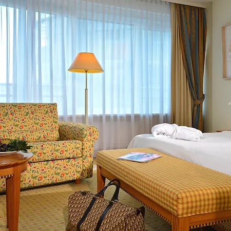 Radisson Hotel Berlin Charlottenburg Hotel 4*