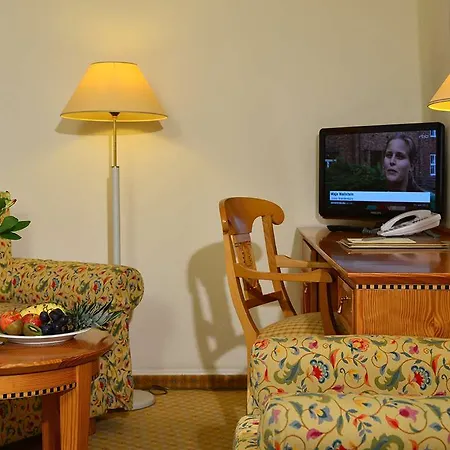 Hotel Domicil By Golden Tulip 4*