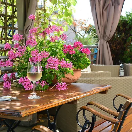 Hotel Radisson Hotel Berlin Charlottenburg 4*