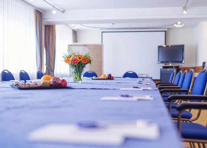 Domicil By Golden Tulip Hotell