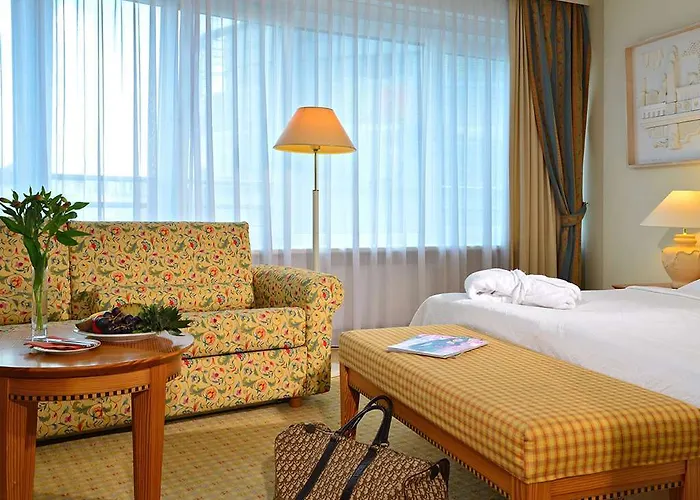 Domicil By Golden Tulip