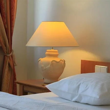 Radisson Hotel Berlin Charlottenburg 4*