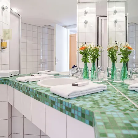 Radisson Hotel Berlin Charlottenburg 4*