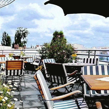 Hotell Radisson Hotel Berlin Charlottenburg 4*