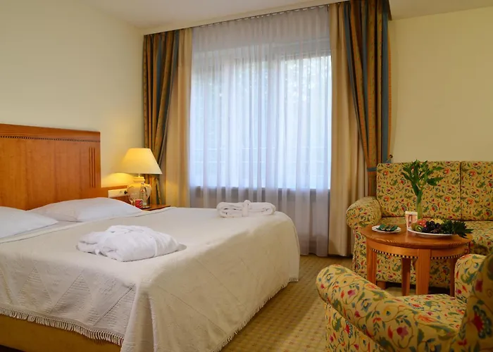 Domicil By Golden Tulip Hotel 4*