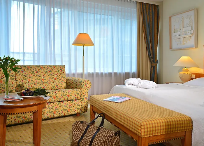 Domicil By Golden Tulip Hotel 4*